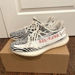 Adidas Men’s Yeezy Boost 350 V2 black/white/red size 8.5 AMAZING CONDITION 🔥